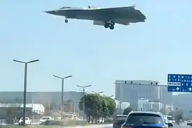 突破第二岛链进军东太！歼-36可猎杀哪些目标？B-21和F-35难逃命图片