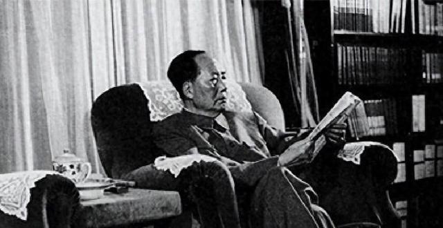 70多年前的大雪天，毛主席为啥决定把河南省会由开封迁至郑州？