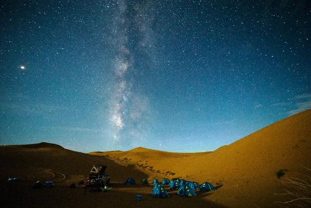 “星星故乡”点亮塞上：宁夏以星空IP引领文旅产业深度融合发展