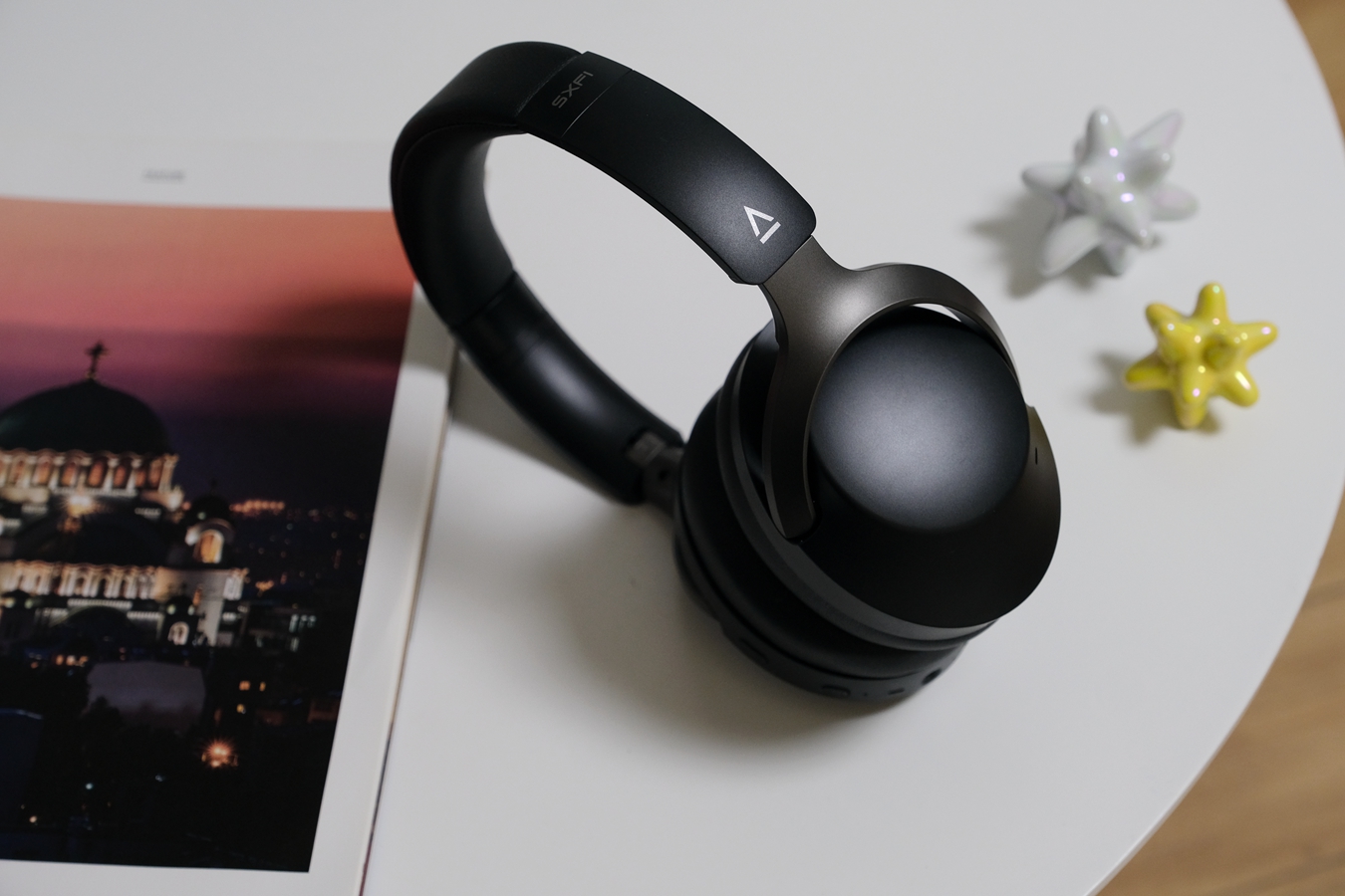 “声”临其境,诚意之作,浅谈创新ZEN HYBRID SXFI无线头戴式耳机