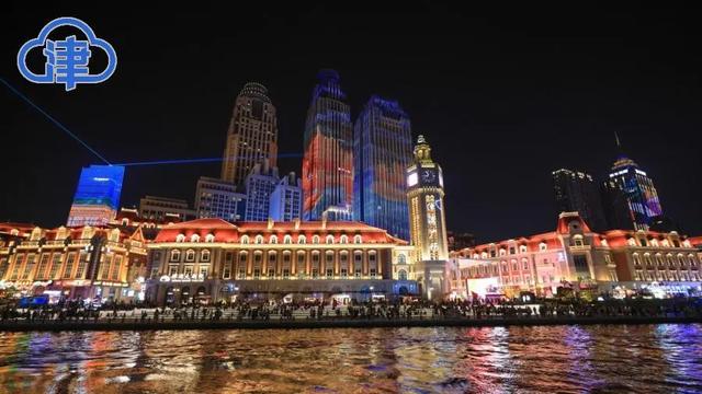 “文明对话”嘉宾夜游海河：在璀璨灯影中感受城市温度与文化交融