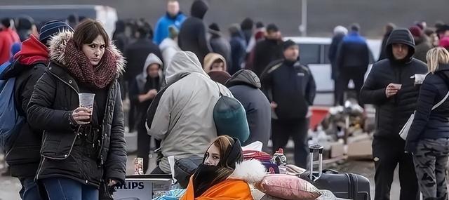 再打下去可能灭国，三年前乌克兰还有4300多万人，如今还有多少？