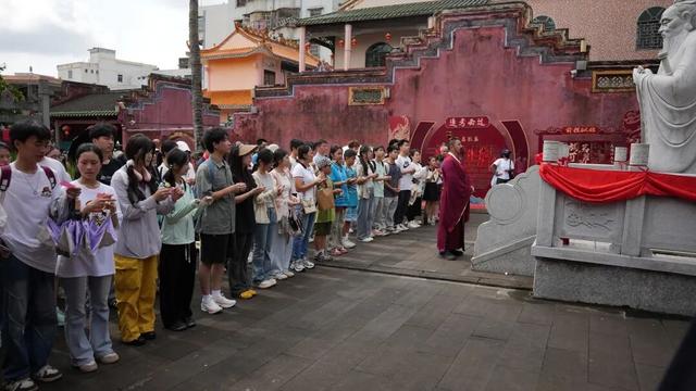 暖冬“趣”圣，文昌孔庙文创上新啦！快来和Q版孔夫子晒个太阳