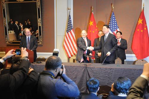 天下要大乱了，美国公布最新战略：为了中国，特朗普决心放弃世界