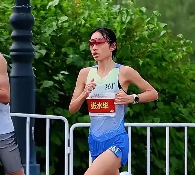 从冠军到处分！ “最快女护士	”张水华被医院官方通报