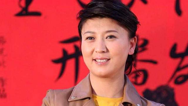 闫学晶事件后续又来了！官媒批评毫不留情，终为自己口无遮拦买单