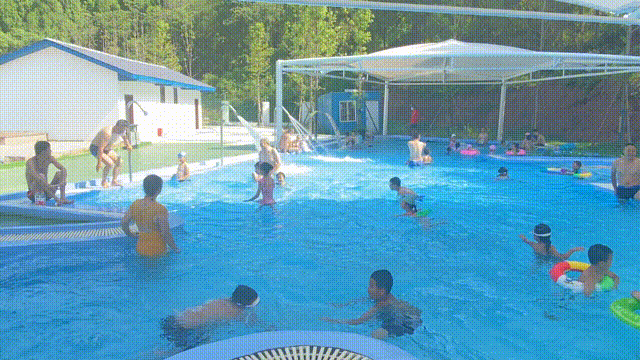 一头扎进25°C的清凉！南充森林奇幻水上乐园全攻略！