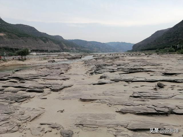 黄河壶口瀑布，在哪里看最合适？拍全景照恰到好处？