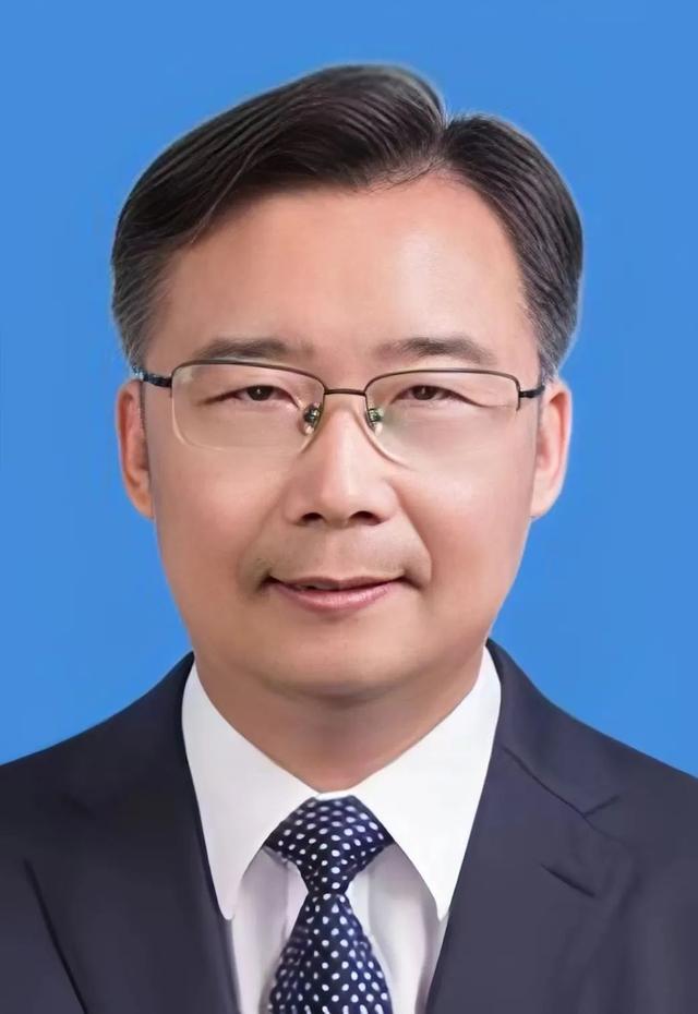 四个省会城市政府主要领导调整