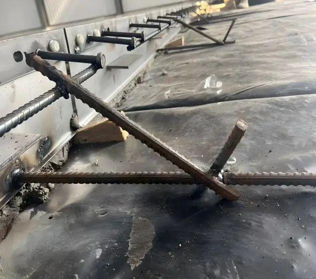 大面积地坪如何施工不开裂？学习中建工艺！
