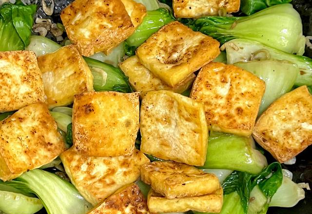 虾皮鲜香油菜烧豆腐｜焦黄豆腐吸饱汤汁，10分钟家常下饭菜！