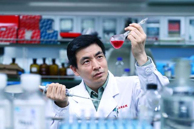 美国赶走大批中国科学家后，聘用了印度专家，结果如何？