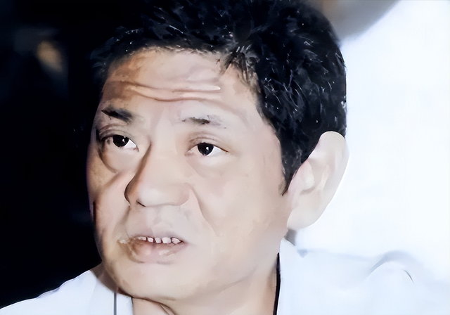 认干爹，拍风月片，被导演霸王硬上弓，她最终走上了陈宝莲的老路