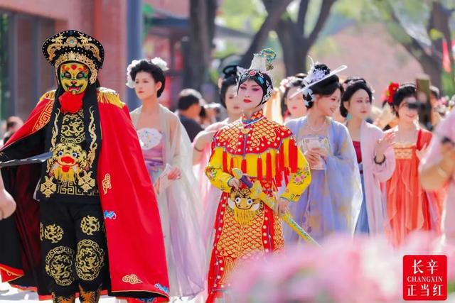 长辛正当红 | 古韵新趣碰撞，解锁街区限定粮票新玩法！