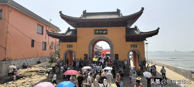 探秘石狮黄金海岸洛迦寺：海上佛国的千年禅韵与滨海秘境