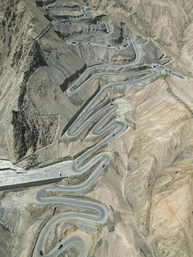 1条国道，全长10065公里，万千极致景观！50+自驾达人的终极梦想