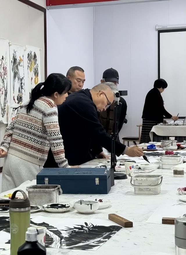 墨韵逐光 | 孙辉导师花鸟画高研班第八期（2026·北京）圆满收官