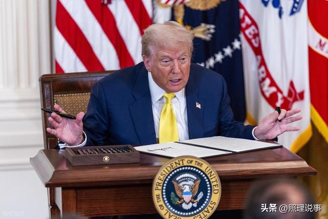 对华售芯片要交15%利润给美，特朗普太会赚钱，当美国企业太惨了