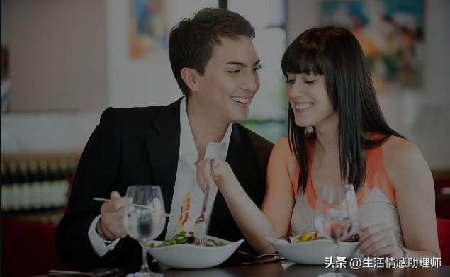 谈恋爱，一定要问对方这三个问题，因为能快速了解对方的三观底色