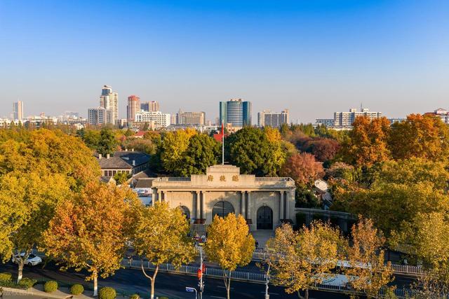 江南行 风光美 作者 张德富