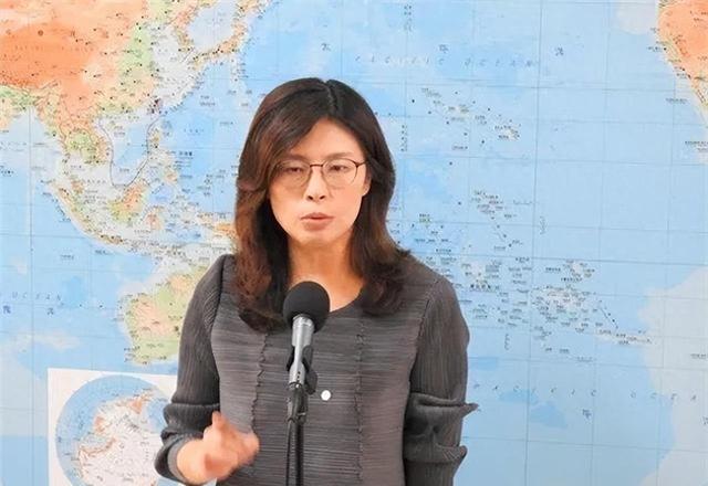 争夺卢秀燕！3个人竞选国民党主席，各显神通，却跑不出卢的算计