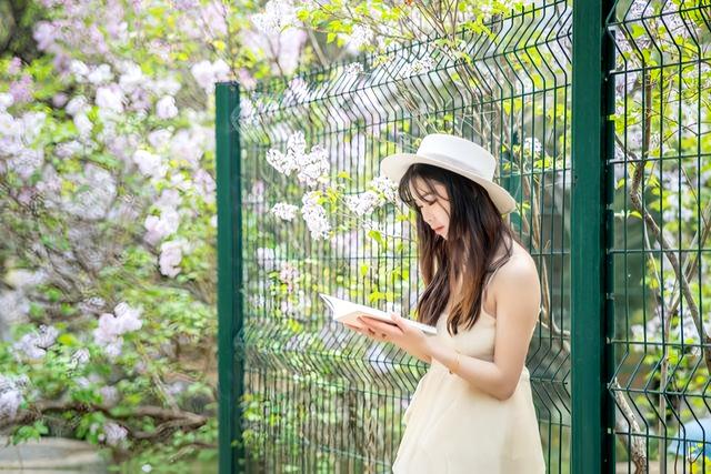 情侣吵架后写道歉信，朗读给对方听，修复信任快