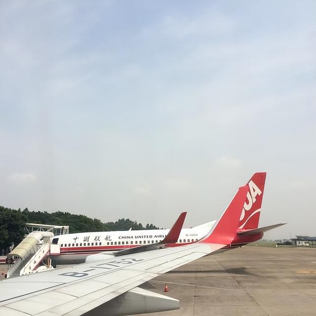 中国最“接地气”的机场，门前种菜、人齐就飞，翻修仍藏硬核底色