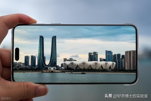 Pro、Max、Plus、Ultra，手机名称里的这些英文到底是什么意思？