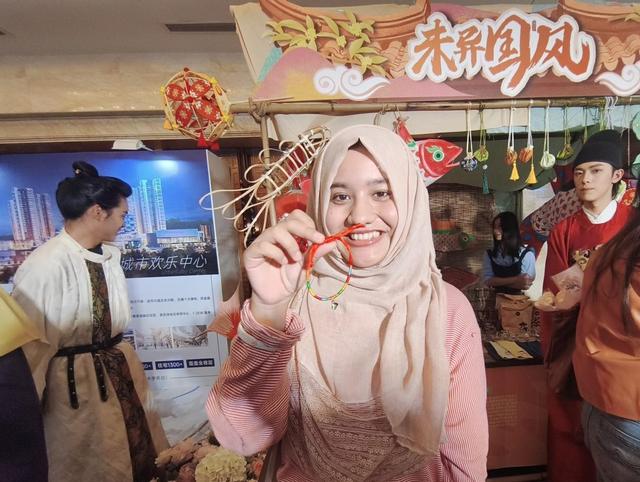 【外眼看云南】用Flower、Citywalk、Shopping的方式，开启孟加拉博主的春城之旅