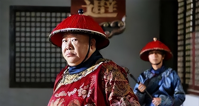 古代太监净身到底是割蛋还是割鸡？他们说话的声音真的是娘娘腔？