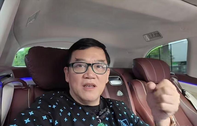 刚出狱就带全家出国潇洒，坐头等舱吃大龙虾，前主持人陈维聪火了