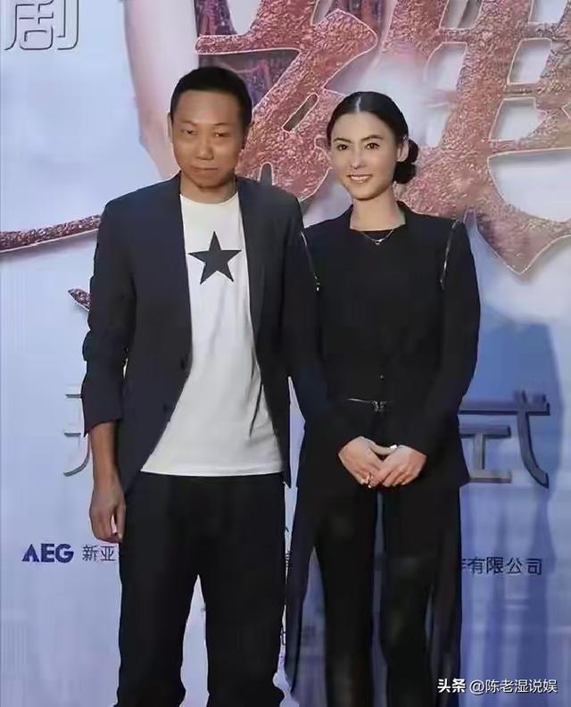 陪玩陪睡只是冰山一角，认干爹，舔手指，拜高踩低，实在荒唐！