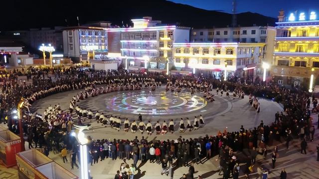 深秋的昌都：山川如画，人情暖心