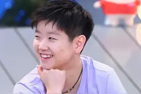 看完莎莎和大头的直播，我心里的一件大事总算落定了。图片