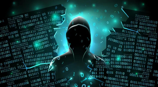 一个都跑不掉！华为600万年薪高管，带13人偷芯片，如今下场解气