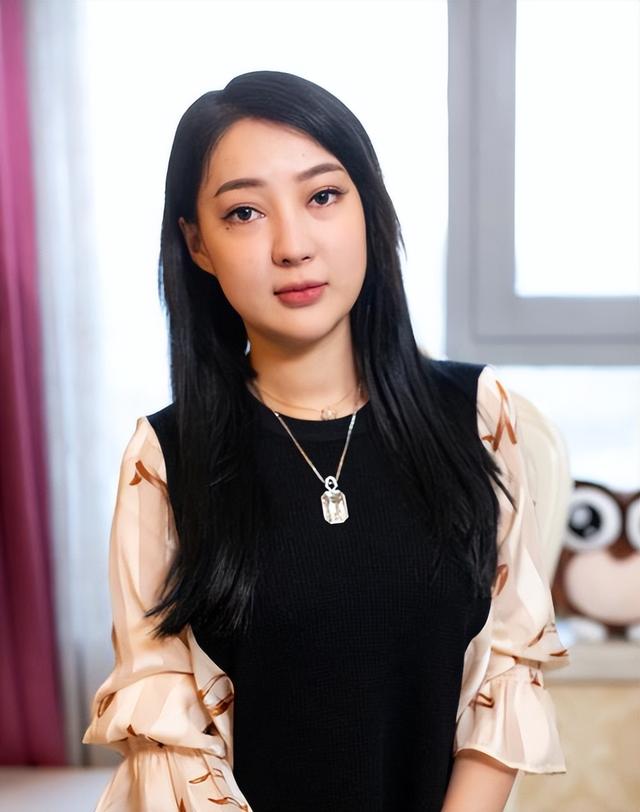 央视怒批！人民日报点名封杀！这5位目无法纪的大网红，彻底凉凉 第9张