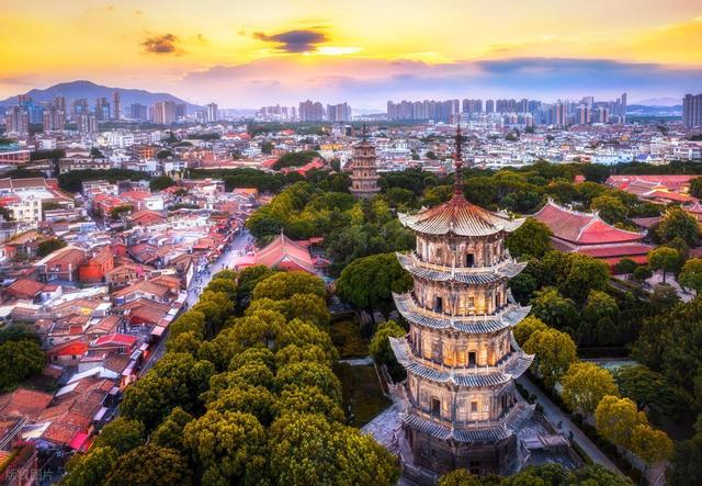 我心目中最具文化底蕴的 10 大景区，曲阜排在了第 3，龙门石窟第8！