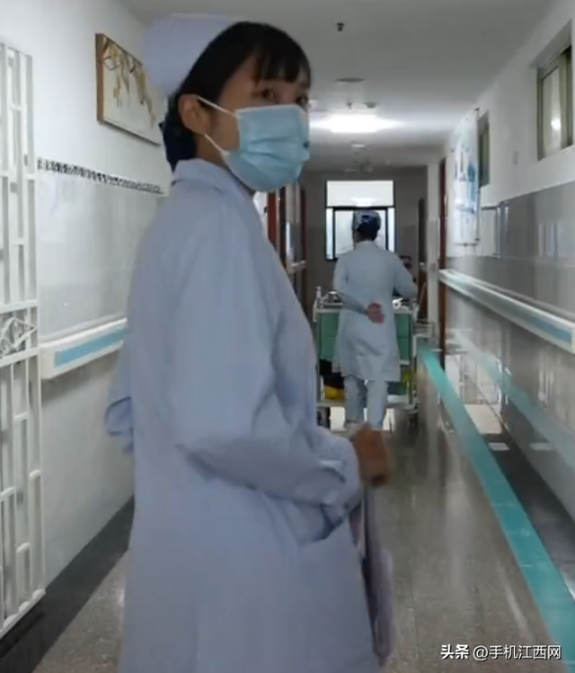 “最快女护士	”张水华辞职后携老公直播秀恩爱，称白岩松是自己恩人	，辞职前有编制，暂时无带货计划