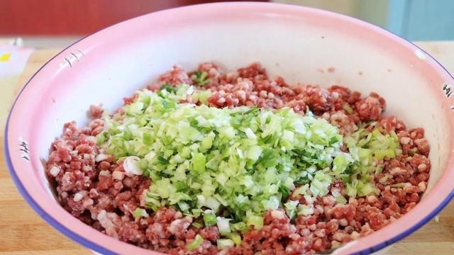 21号冬至，老话说“3馅不上桌，福气不进门”，3馅是啥？别不懂吃