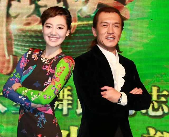 讨好大佬陪睡上位？遭央视“开除”？曾是央视女主持谣言有多离谱