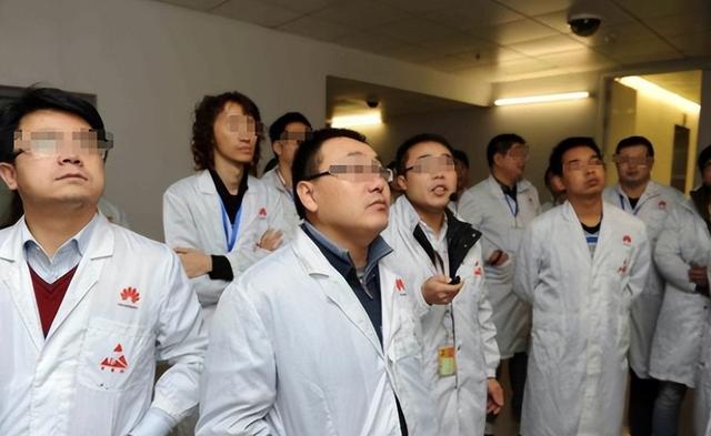 又一条大鱼揪出！华为技术总监移民美国，泄露关键技术，损失严重