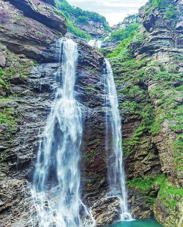 我是河南人	，刚从江西庐山回来，实在忍不住想说：对庐山5点印象