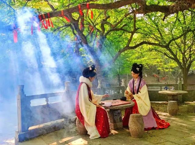 国庆倒计时！青檀秋色正登场，古寺、集市与祈福，等你抓住假期尾巴！