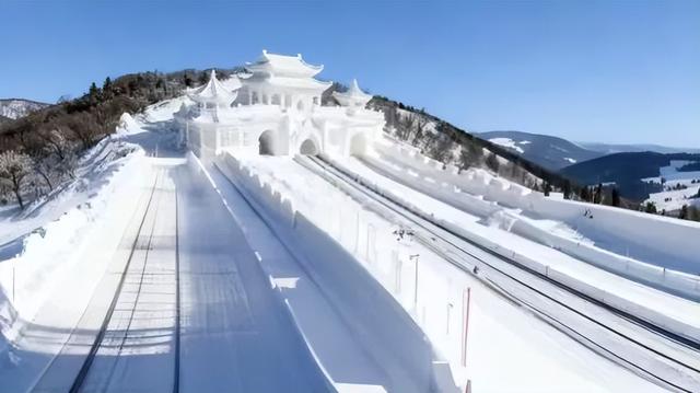 辞旧迎新·冰雪同欢｜12月31日，凤凰山邀你跨年狂欢！