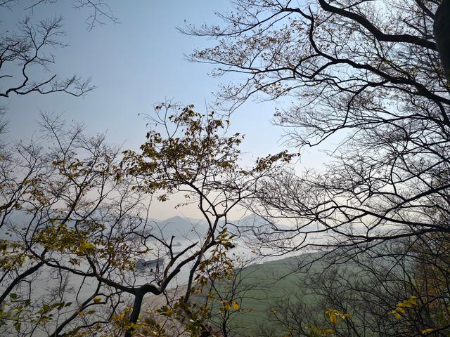 中流砥柱锁吴楚：登小孤山览六朝帝王文采风流