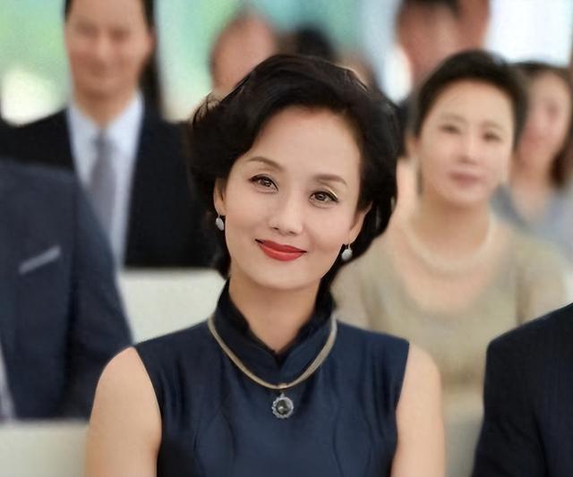 适合演“贵妇”的4位女星，个个天生富贵相，演不了穷人