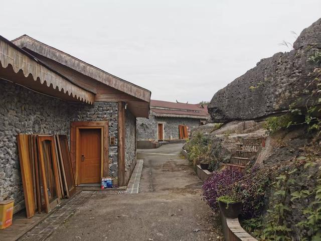 遵义绥阳：深山秘景“崖上秋歌”