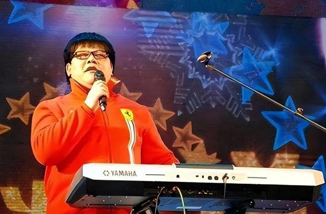 善恶终有报！狂妄自大的“盲人”歌手杨光，终究付出了惨痛代价