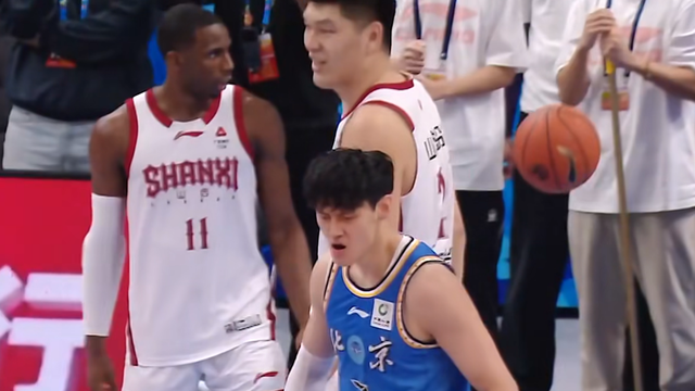 CBA一夜两场冷门	，北京掉出前四，深圳溃败！积分榜如下：辽宁第9