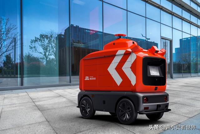 刘强东说未来一周干1天，京东74万员工懵了：机器人要抢饭碗？